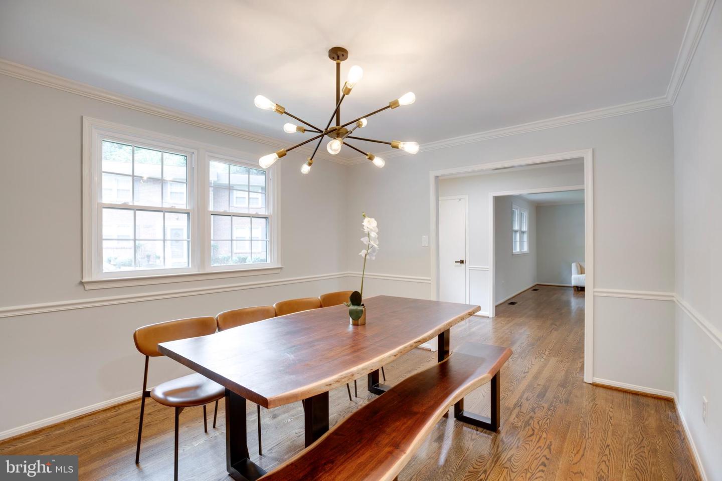 4910 HEVERSHAM CT, FAIRFAX, Virginia 22032, 5 Bedrooms Bedrooms, ,3 BathroomsBathrooms,Residential,For sale,4910 HEVERSHAM CT,VAFX2246162 MLS # VAFX2246162