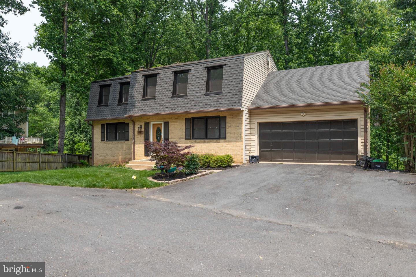 4910 HEVERSHAM CT, FAIRFAX, Virginia 22032, 5 Bedrooms Bedrooms, ,3 BathroomsBathrooms,Residential,For sale,4910 HEVERSHAM CT,VAFX2246162 MLS # VAFX2246162