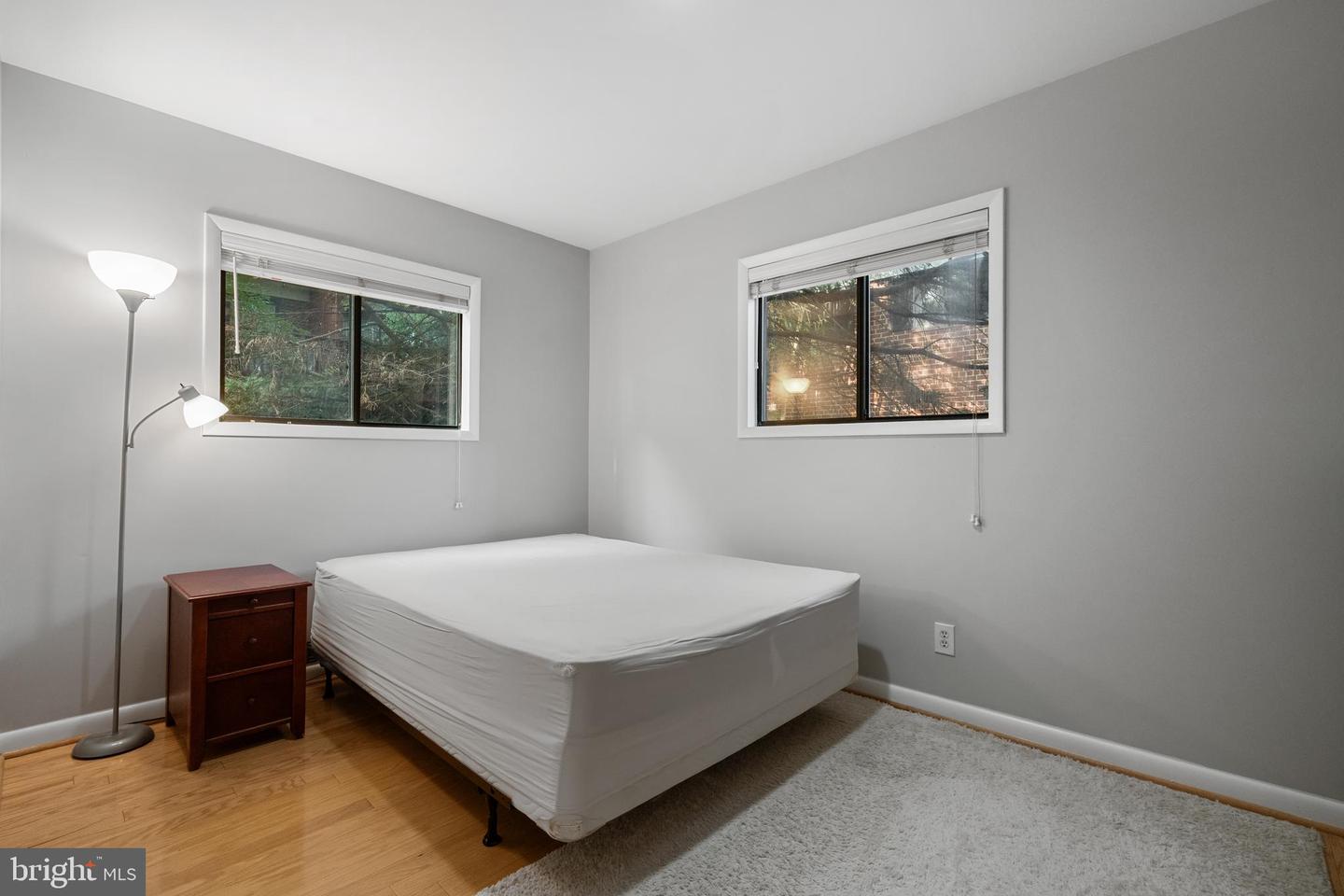 2702 DARTMOUTH RD #3, ALEXANDRIA, Virginia 22314, 2 Bedrooms Bedrooms, ,1 BathroomBathrooms,Residential,For sale,2702 DARTMOUTH RD #3,VAAX2046288 MLS # VAAX2046288