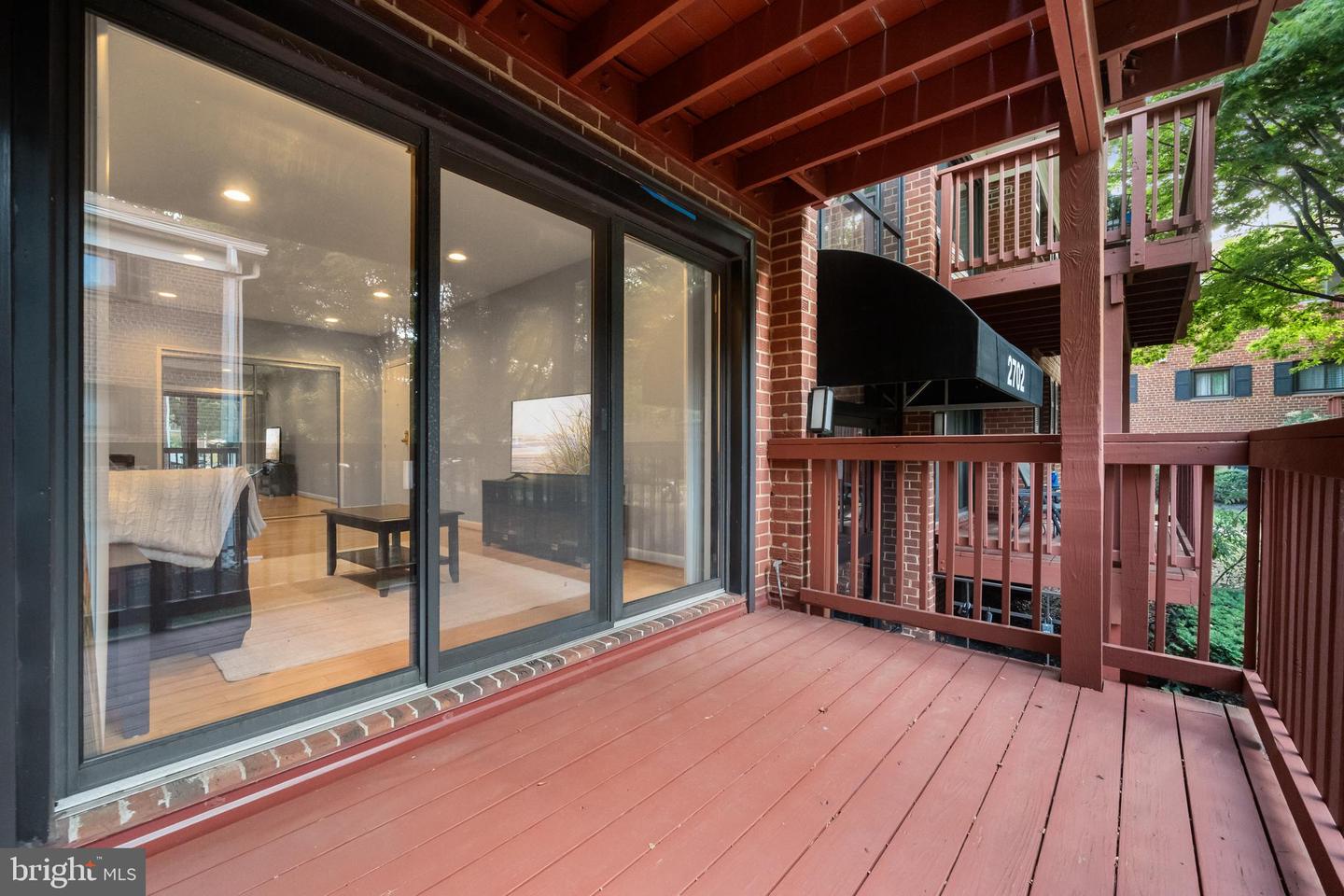 2702 DARTMOUTH RD #3, ALEXANDRIA, Virginia 22314, 2 Bedrooms Bedrooms, ,1 BathroomBathrooms,Residential,For sale,2702 DARTMOUTH RD #3,VAAX2046288 MLS # VAAX2046288