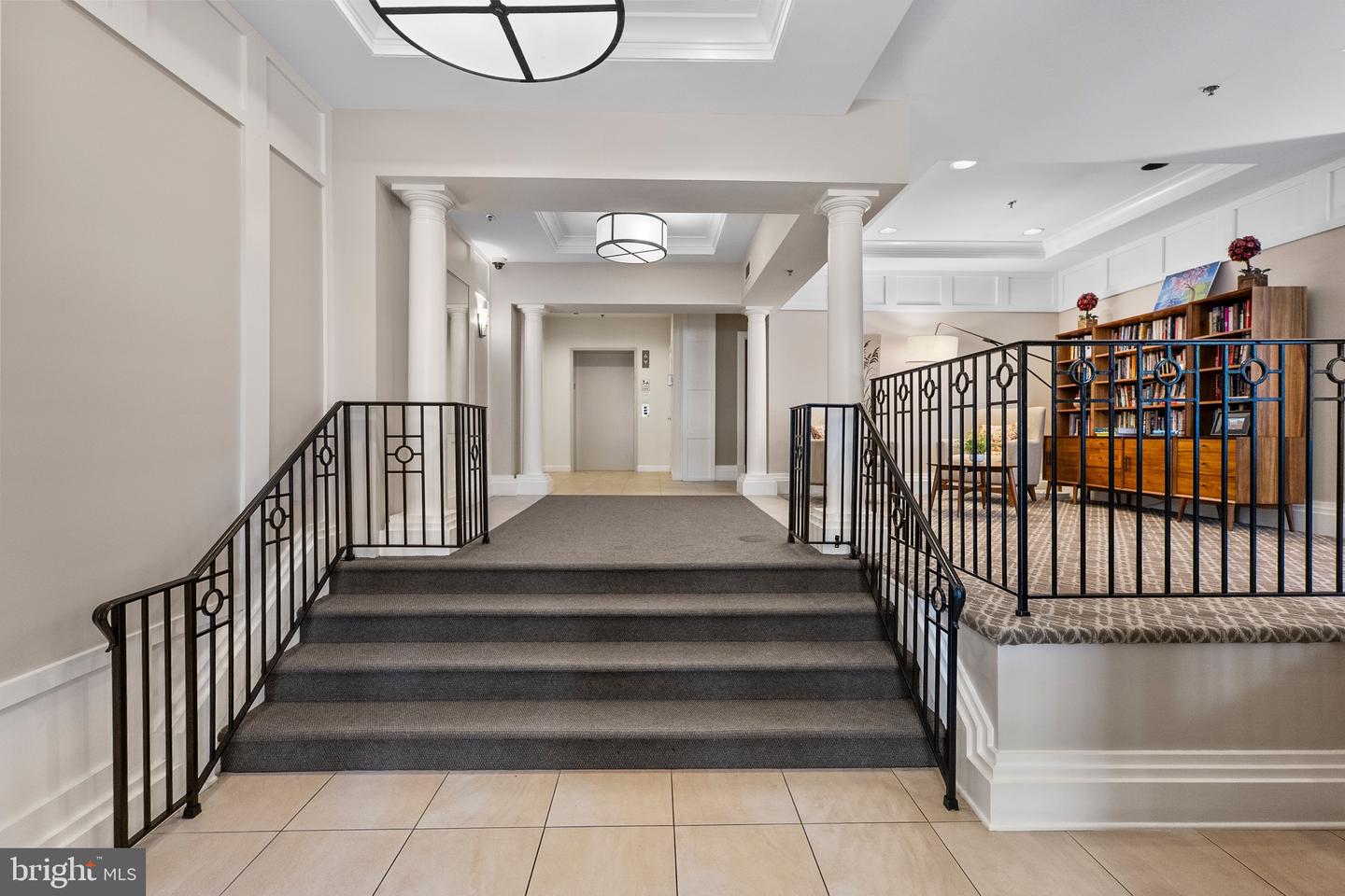 4951 BRENMAN PARK DR #209, ALEXANDRIA, Virginia 22304, 2 Bedrooms Bedrooms, ,2 BathroomsBathrooms,Residential,For sale,4951 BRENMAN PARK DR #209,VAAX2046290 MLS # VAAX2046290