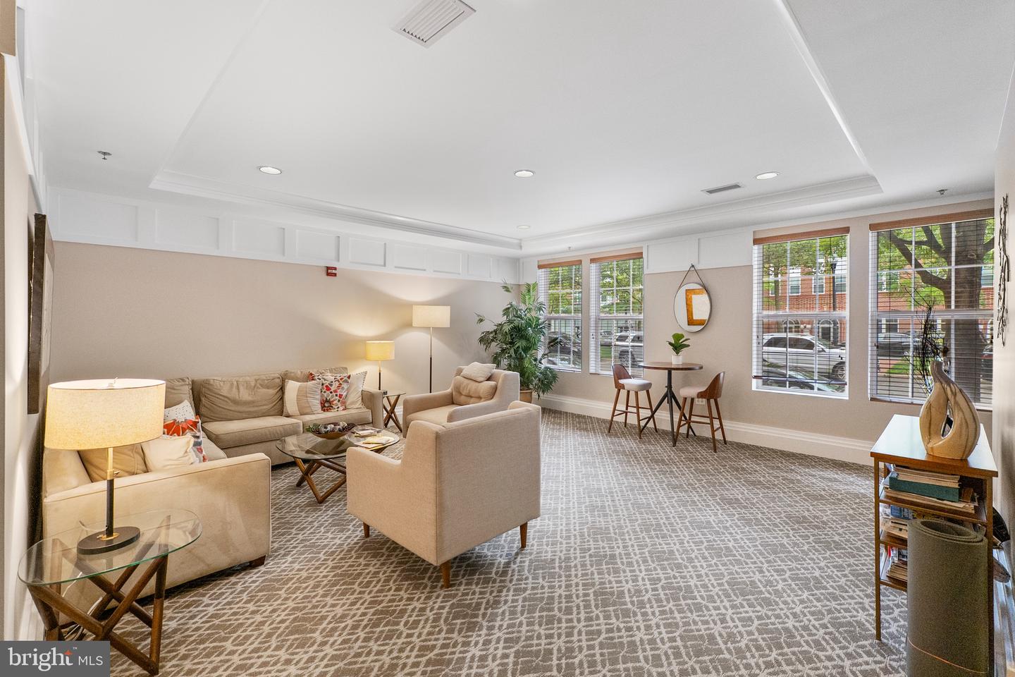 4951 BRENMAN PARK DR #209, ALEXANDRIA, Virginia 22304, 2 Bedrooms Bedrooms, ,2 BathroomsBathrooms,Residential,For sale,4951 BRENMAN PARK DR #209,VAAX2046290 MLS # VAAX2046290