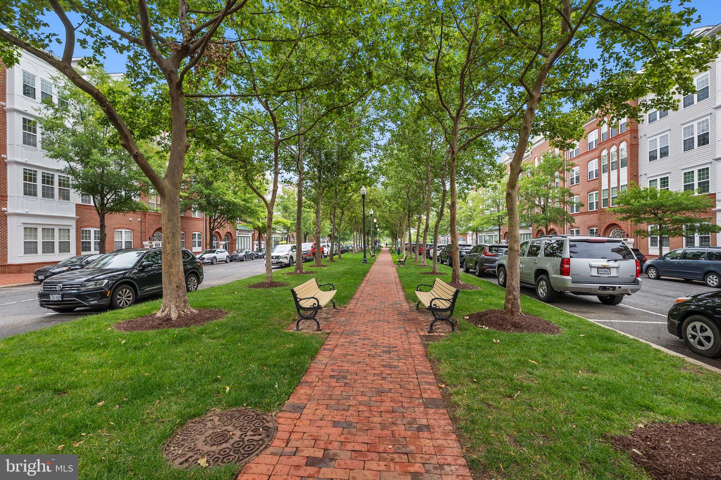 4951 BRENMAN PARK DR #209, ALEXANDRIA, Virginia 22304, 2 Bedrooms Bedrooms, ,2 BathroomsBathrooms,Residential,For sale,4951 BRENMAN PARK DR #209,VAAX2046290 MLS # VAAX2046290
