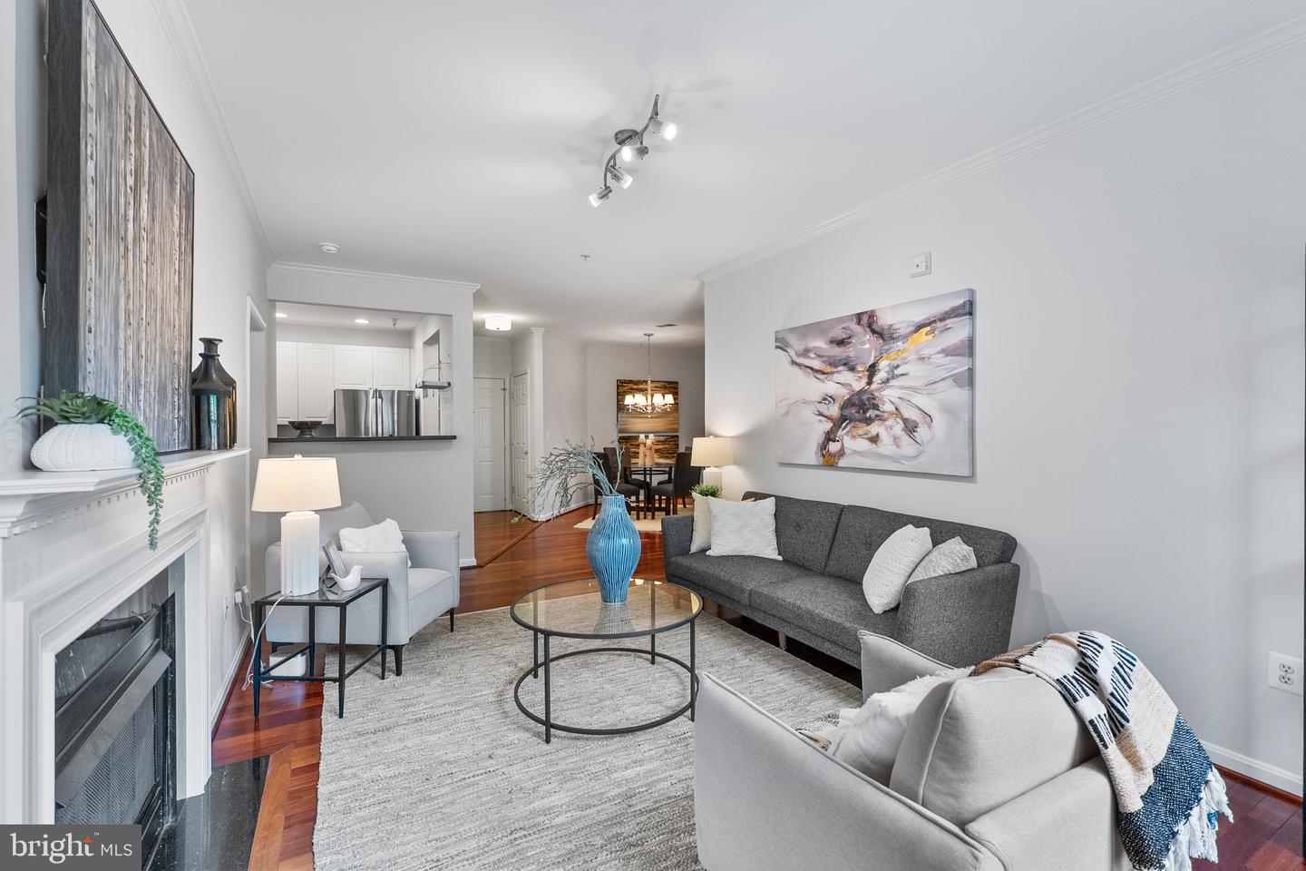 4951 BRENMAN PARK DR #209, ALEXANDRIA, Virginia 22304, 2 Bedrooms Bedrooms, ,2 BathroomsBathrooms,Residential,For sale,4951 BRENMAN PARK DR #209,VAAX2046290 MLS # VAAX2046290