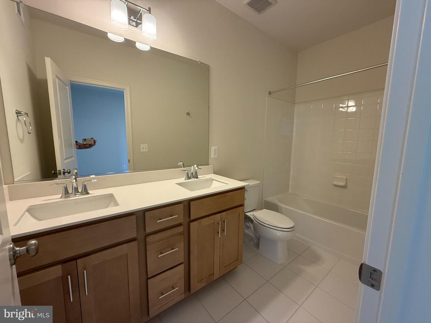 2522 NEABSCO COMMON PL, WOODBRIDGE, Virginia 22191, 3 Bedrooms Bedrooms, ,2 BathroomsBathrooms,Residential,For sale,2522 NEABSCO COMMON PL,VAPW2096720 MLS # VAPW2096720