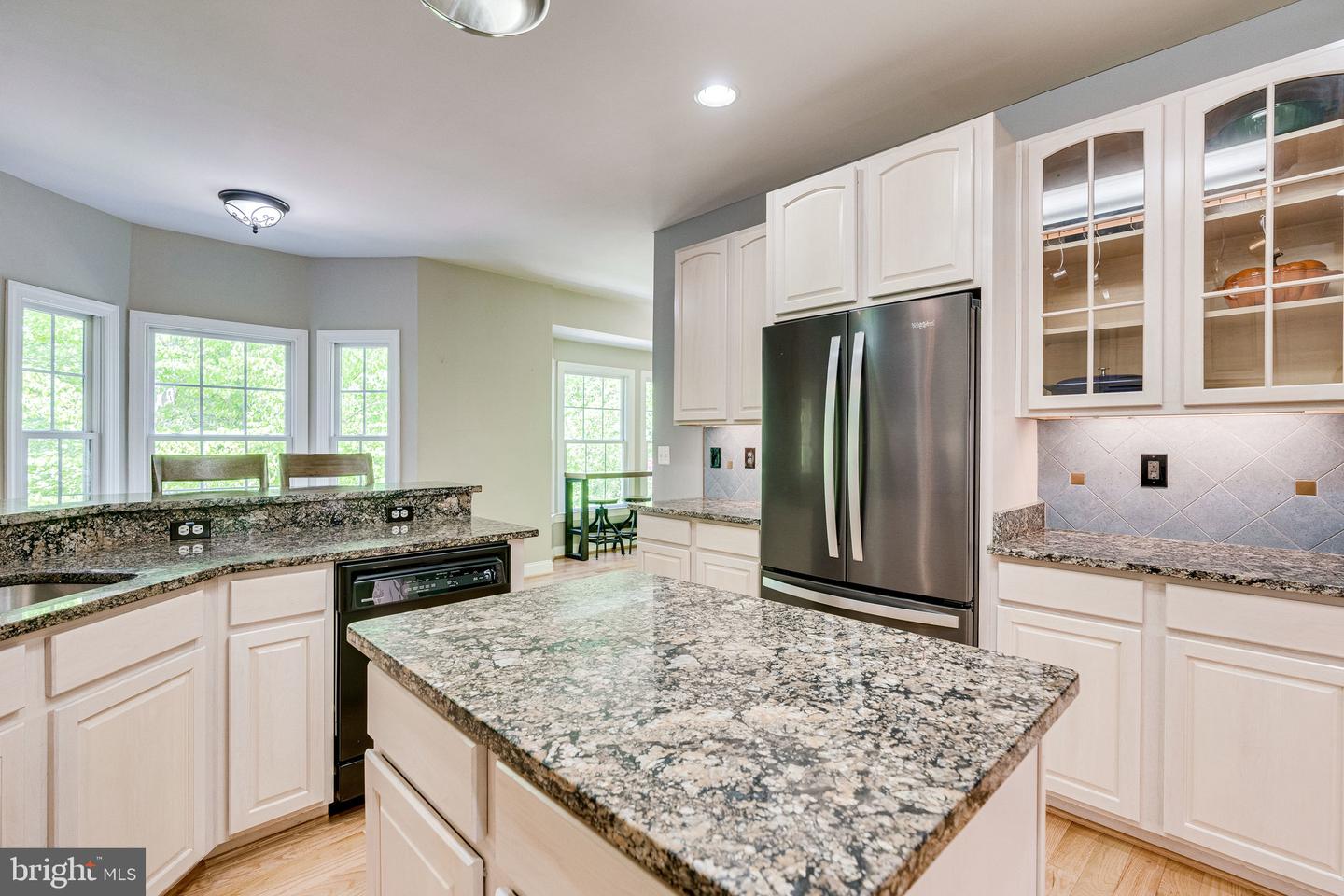 7802 CREEKSIDE VIEW LN, SPRINGFIELD, Virginia 22153, 5 Bedrooms Bedrooms, ,4 BathroomsBathrooms,Residential,For sale,7802 CREEKSIDE VIEW LN,VAFX2246700 MLS # VAFX2246700