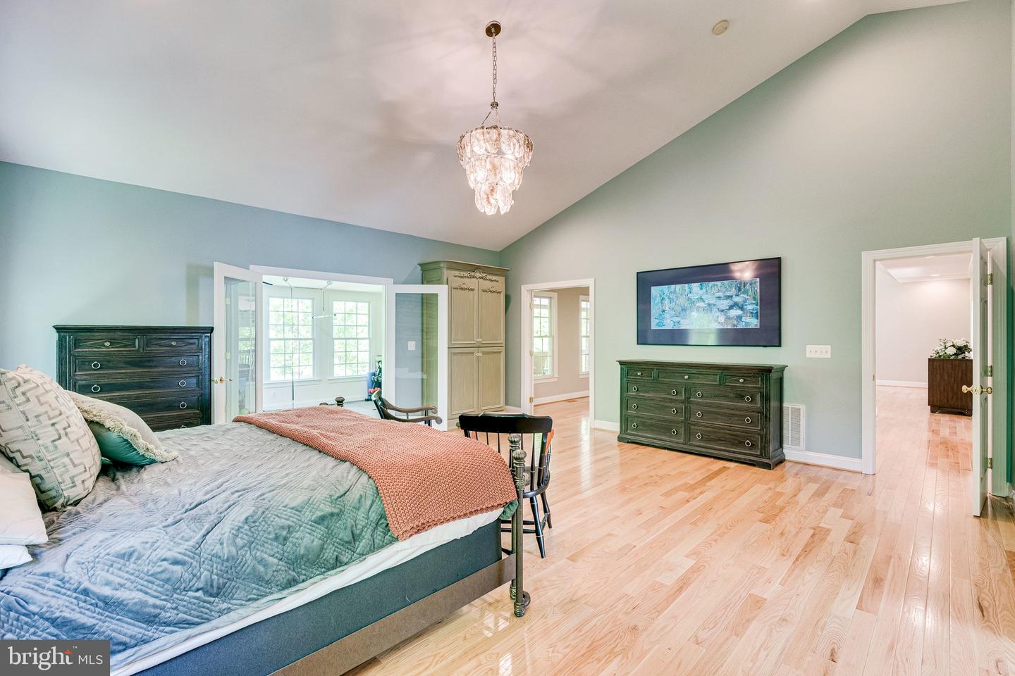 7802 CREEKSIDE VIEW LN, SPRINGFIELD, Virginia 22153, 5 Bedrooms Bedrooms, ,4 BathroomsBathrooms,Residential,For sale,7802 CREEKSIDE VIEW LN,VAFX2246700 MLS # VAFX2246700
