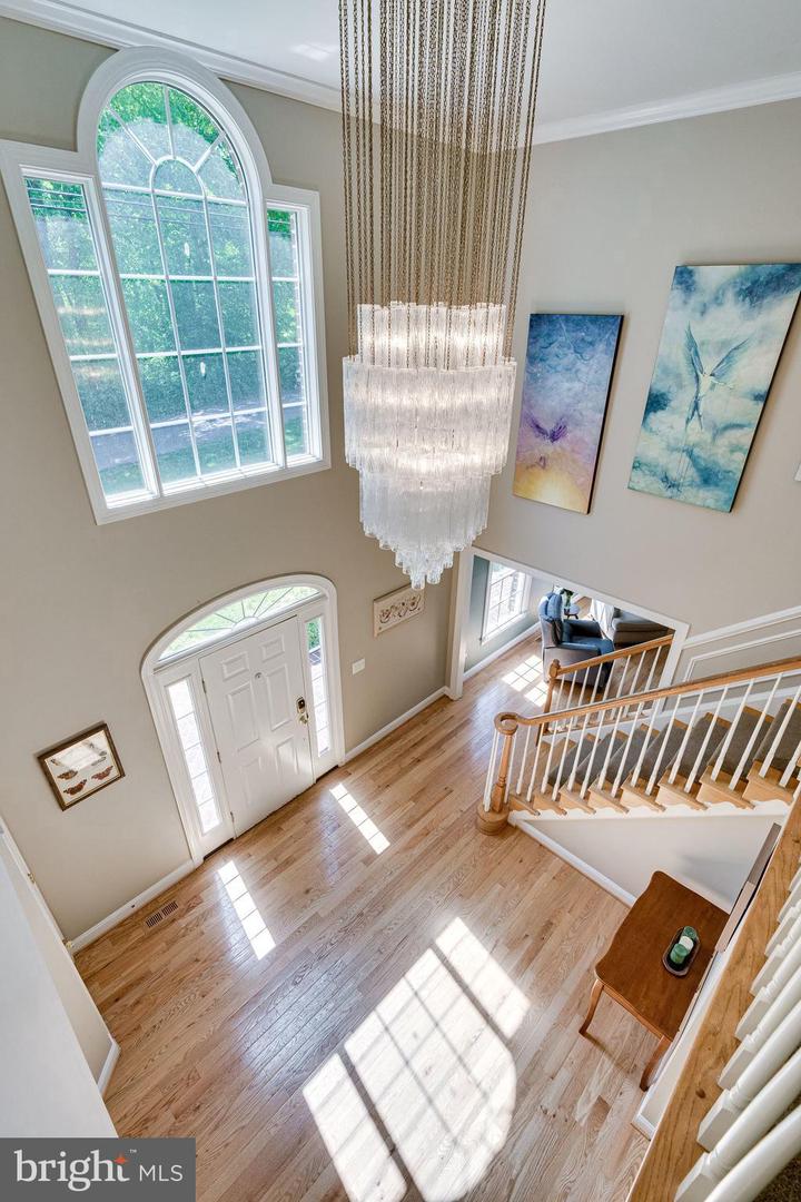 7802 CREEKSIDE VIEW LN, SPRINGFIELD, Virginia 22153, 5 Bedrooms Bedrooms, ,4 BathroomsBathrooms,Residential,For sale,7802 CREEKSIDE VIEW LN,VAFX2246700 MLS # VAFX2246700