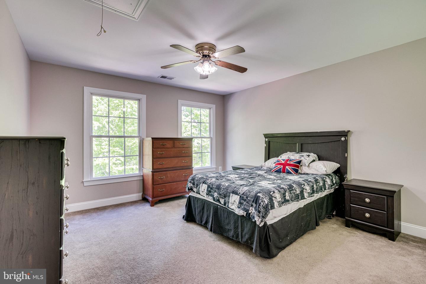 7802 CREEKSIDE VIEW LN, SPRINGFIELD, Virginia 22153, 5 Bedrooms Bedrooms, ,4 BathroomsBathrooms,Residential,For sale,7802 CREEKSIDE VIEW LN,VAFX2246700 MLS # VAFX2246700