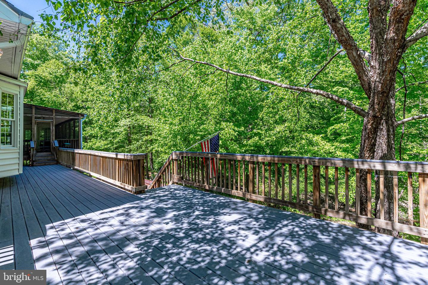 7802 CREEKSIDE VIEW LN, SPRINGFIELD, Virginia 22153, 5 Bedrooms Bedrooms, ,4 BathroomsBathrooms,Residential,For sale,7802 CREEKSIDE VIEW LN,VAFX2246700 MLS # VAFX2246700