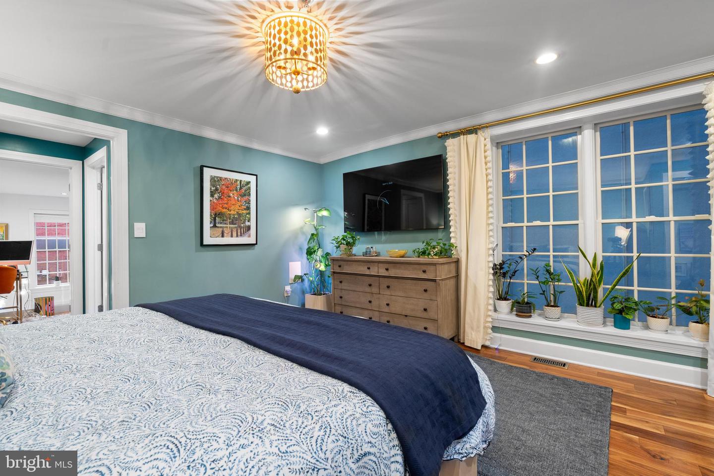 1111 M ST NW #2, WASHINGTON, District Of Columbia 20005, 2 Bedrooms Bedrooms, ,2 BathroomsBathrooms,Residential,For sale,1111 M ST NW #2,DCDC2205236 MLS # DCDC2205236