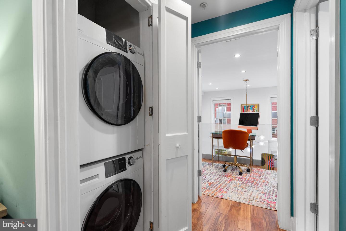 1111 M ST NW #2, WASHINGTON, District Of Columbia 20005, 2 Bedrooms Bedrooms, ,2 BathroomsBathrooms,Residential,For sale,1111 M ST NW #2,DCDC2205236 MLS # DCDC2205236