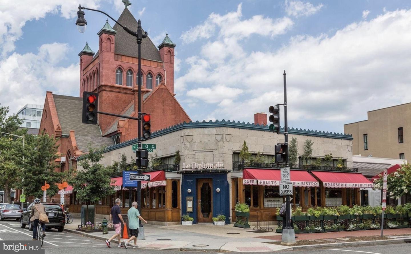 1111 M ST NW #2, WASHINGTON, District Of Columbia 20005, 2 Bedrooms Bedrooms, ,2 BathroomsBathrooms,Residential,For sale,1111 M ST NW #2,DCDC2205236 MLS # DCDC2205236