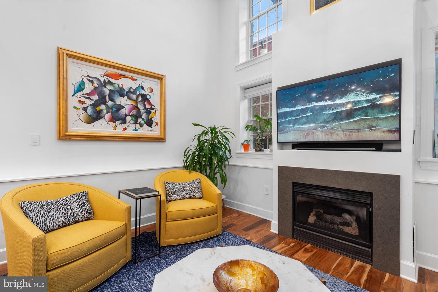 1111 M ST NW #2, WASHINGTON, District Of Columbia 20005, 2 Bedrooms Bedrooms, ,2 BathroomsBathrooms,Residential,For sale,1111 M ST NW #2,DCDC2205236 MLS # DCDC2205236