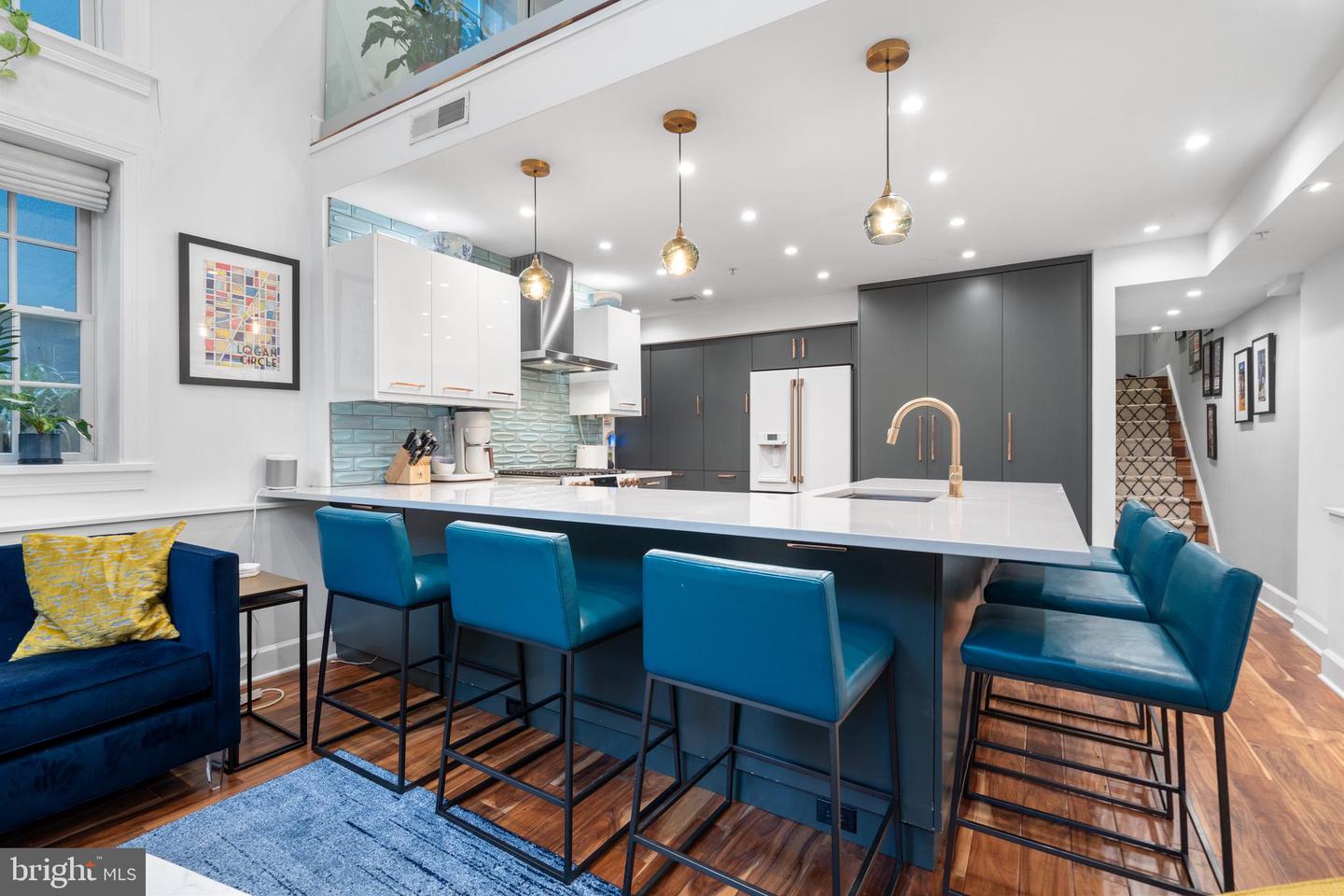 1111 M ST NW #2, WASHINGTON, District Of Columbia 20005, 2 Bedrooms Bedrooms, ,2 BathroomsBathrooms,Residential,For sale,1111 M ST NW #2,DCDC2205236 MLS # DCDC2205236