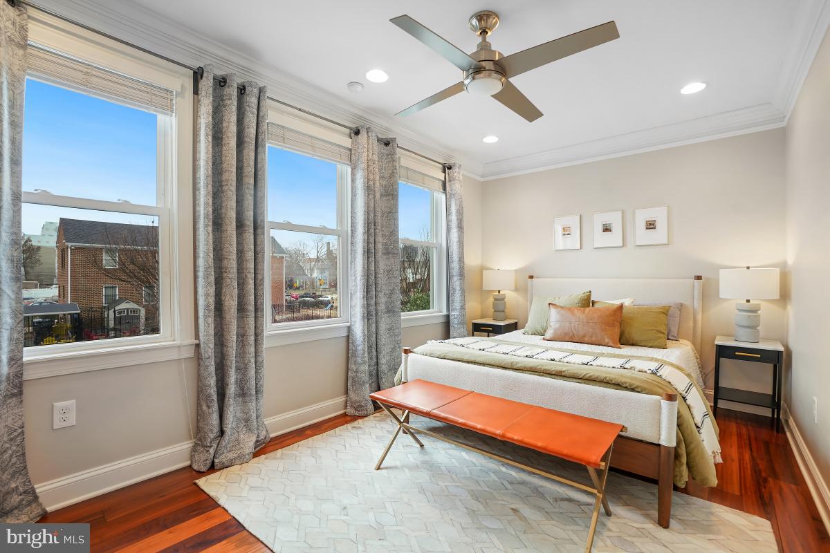 1917 H ST NE, WASHINGTON, District Of Columbia 20002, 4 Bedrooms Bedrooms, ,3 BathroomsBathrooms,Residential,For sale,1917 H ST NE,DCDC2205322 MLS # DCDC2205322