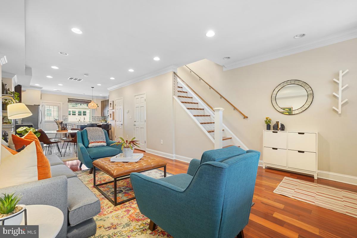 1917 H ST NE, WASHINGTON, District Of Columbia 20002, 4 Bedrooms Bedrooms, ,3 BathroomsBathrooms,Residential,For sale,1917 H ST NE,DCDC2205322 MLS # DCDC2205322