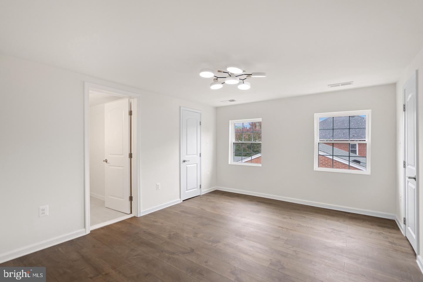 201 PARKWAY ST, WINCHESTER, Virginia 22601, 4 Bedrooms Bedrooms, ,4 BathroomsBathrooms,Residential,For sale,201 PARKWAY ST,VAWI2007954 MLS # VAWI2007954