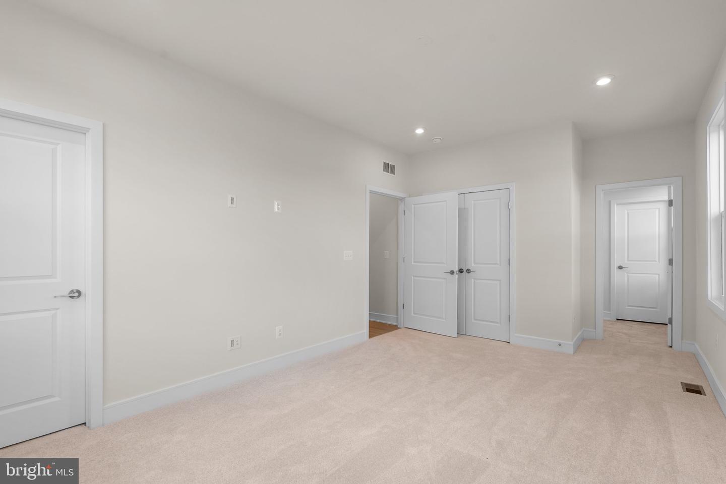 41901 HOGAN FOREST TER, ALDIE, Virginia 20105, 3 Bedrooms Bedrooms, ,3 BathroomsBathrooms,Residential,For sale,41901 HOGAN FOREST TER,VALO2099398 MLS # VALO2099398