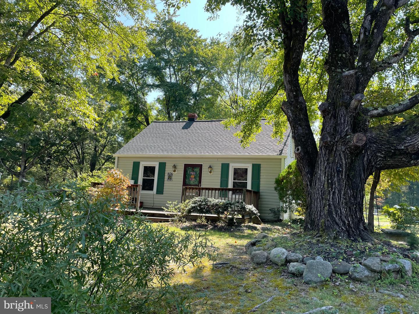 20296 CONSTITUTION HWY, ORANGE, Virginia 22960, 3 Bedrooms Bedrooms, 9 Rooms Rooms,1 BathroomBathrooms,Residential,For sale,20296 CONSTITUTION HWY,VAOR2007992 MLS # VAOR2007992