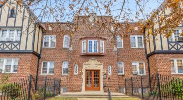 4915 3RD ST NW #102, WASHINGTON, District Of Columbia 20011, 1 Bedroom Bedrooms, 4 Rooms Rooms,1 BathroomBathrooms,Residential,For sale,4915 3RD ST NW #102,DCDC2170528 MLS # DCDC2170528