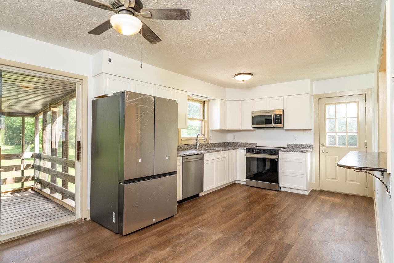192 JACKSON AVE, NEW MARKET, Virginia 22844, 4 Bedrooms Bedrooms, ,2 BathroomsBathrooms,Residential,192 JACKSON AVE,665655 MLS # 665655