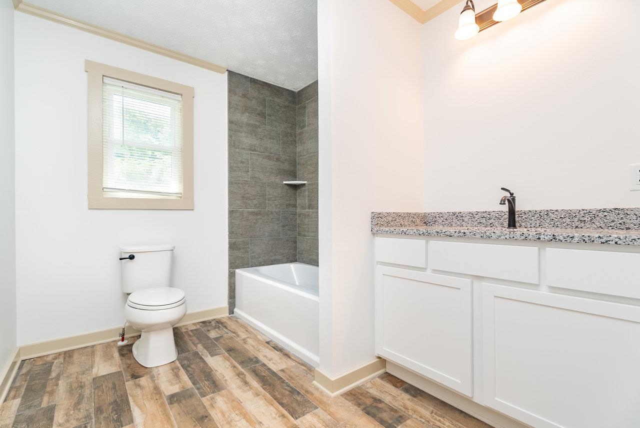 192 JACKSON AVE, NEW MARKET, Virginia 22844, 4 Bedrooms Bedrooms, ,2 BathroomsBathrooms,Residential,192 JACKSON AVE,665655 MLS # 665655