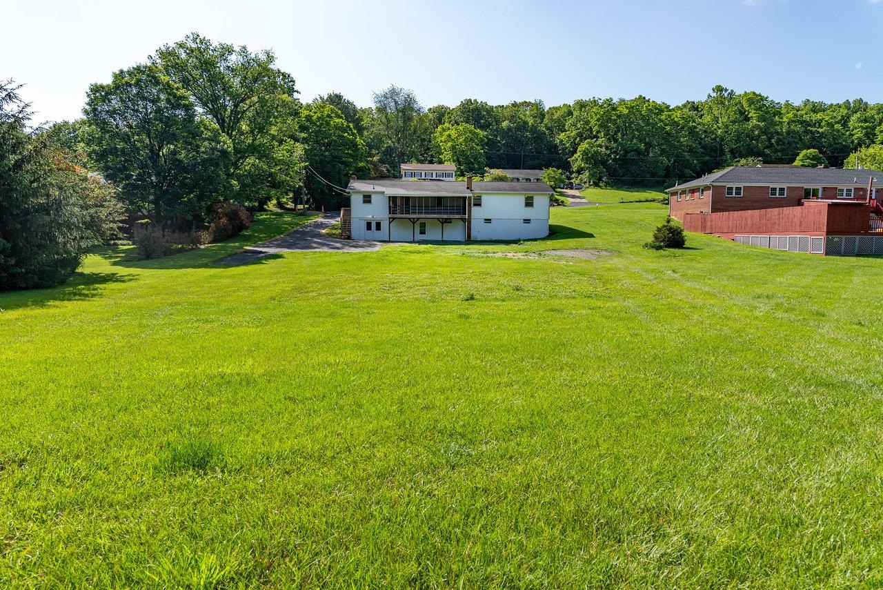 192 JACKSON AVE, NEW MARKET, Virginia 22844, 4 Bedrooms Bedrooms, ,2 BathroomsBathrooms,Residential,192 JACKSON AVE,665655 MLS # 665655