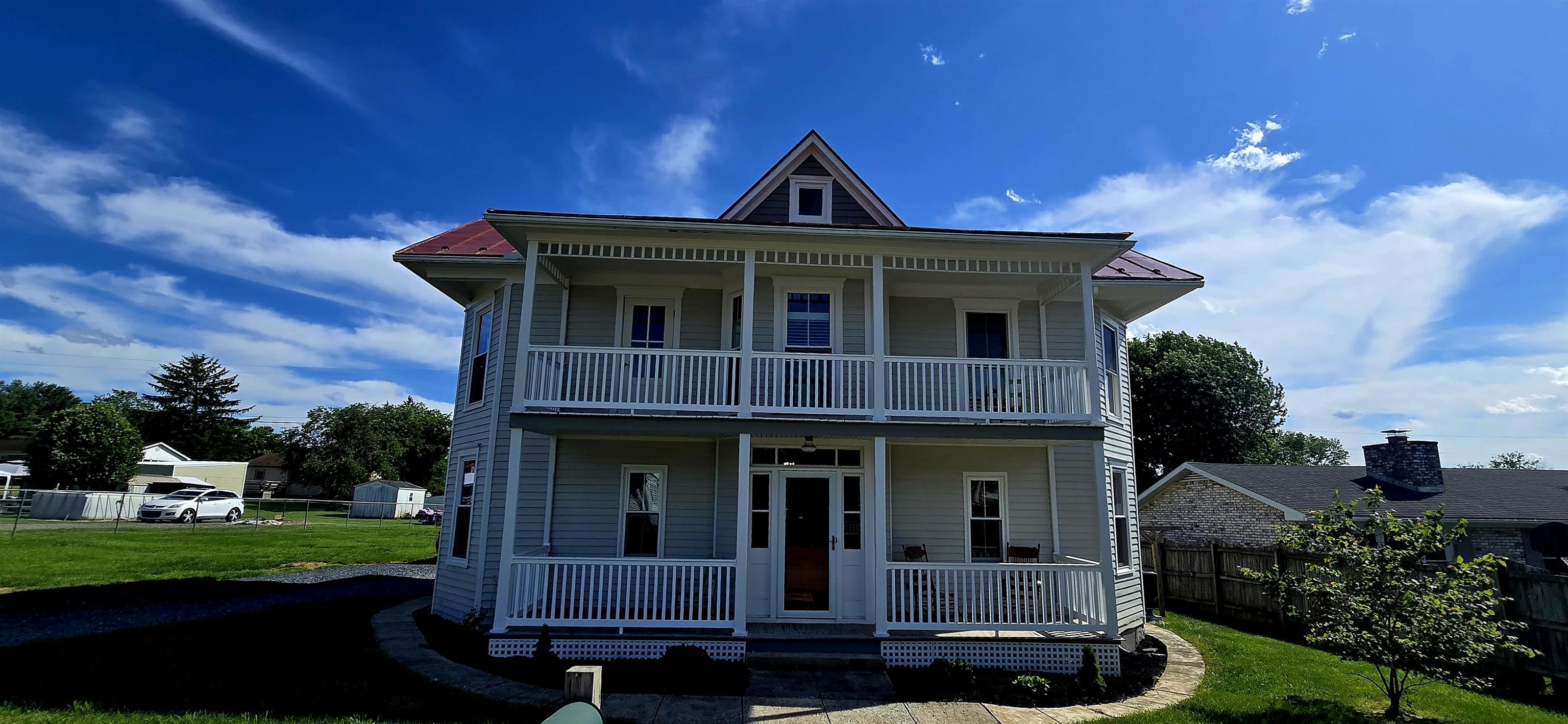 242 1ST ST, BROADWAY, Virginia 22815, 3 Bedrooms Bedrooms, ,3 BathroomsBathrooms,Residential,242 1ST ST,665656 MLS # 665656