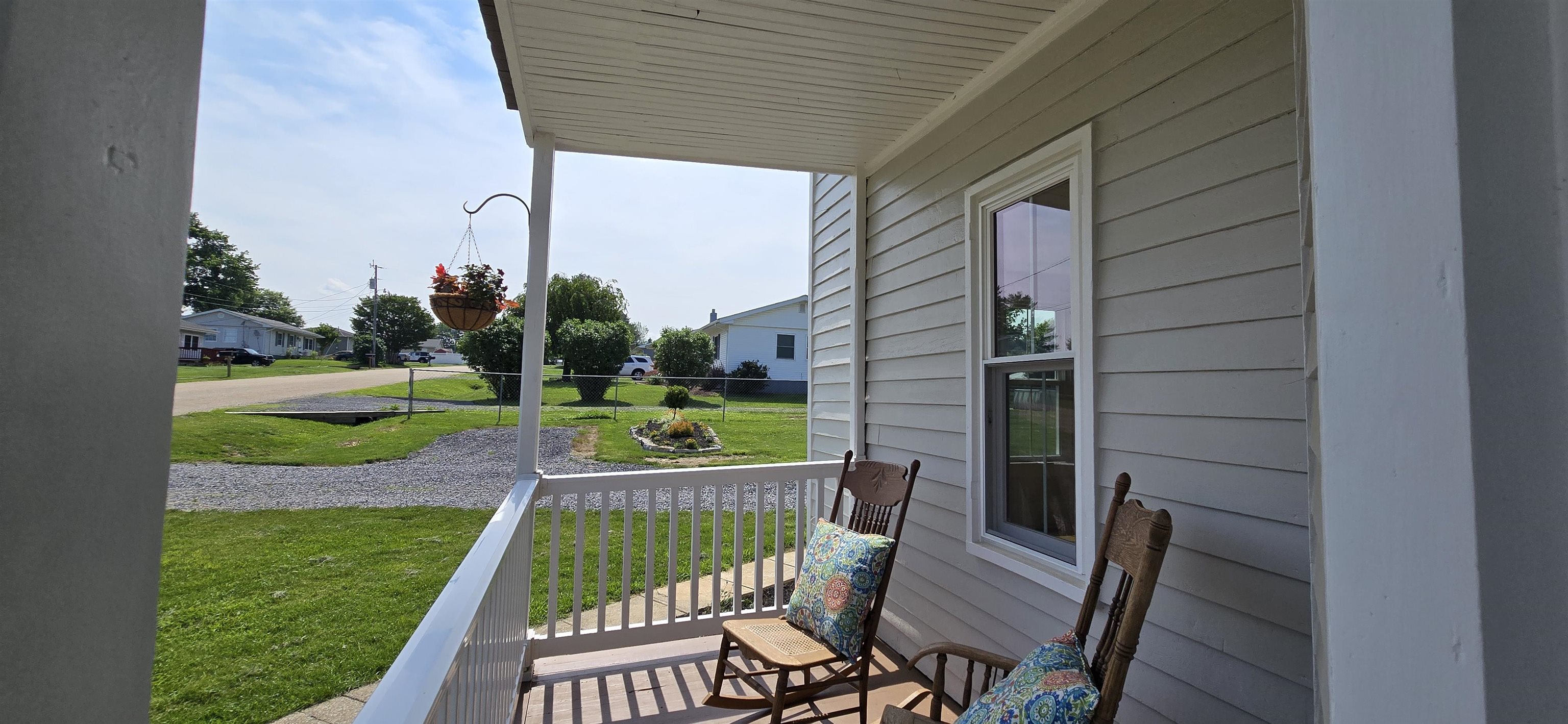 242 1ST ST, BROADWAY, Virginia 22815, 3 Bedrooms Bedrooms, ,3 BathroomsBathrooms,Residential,242 1ST ST,665656 MLS # 665656