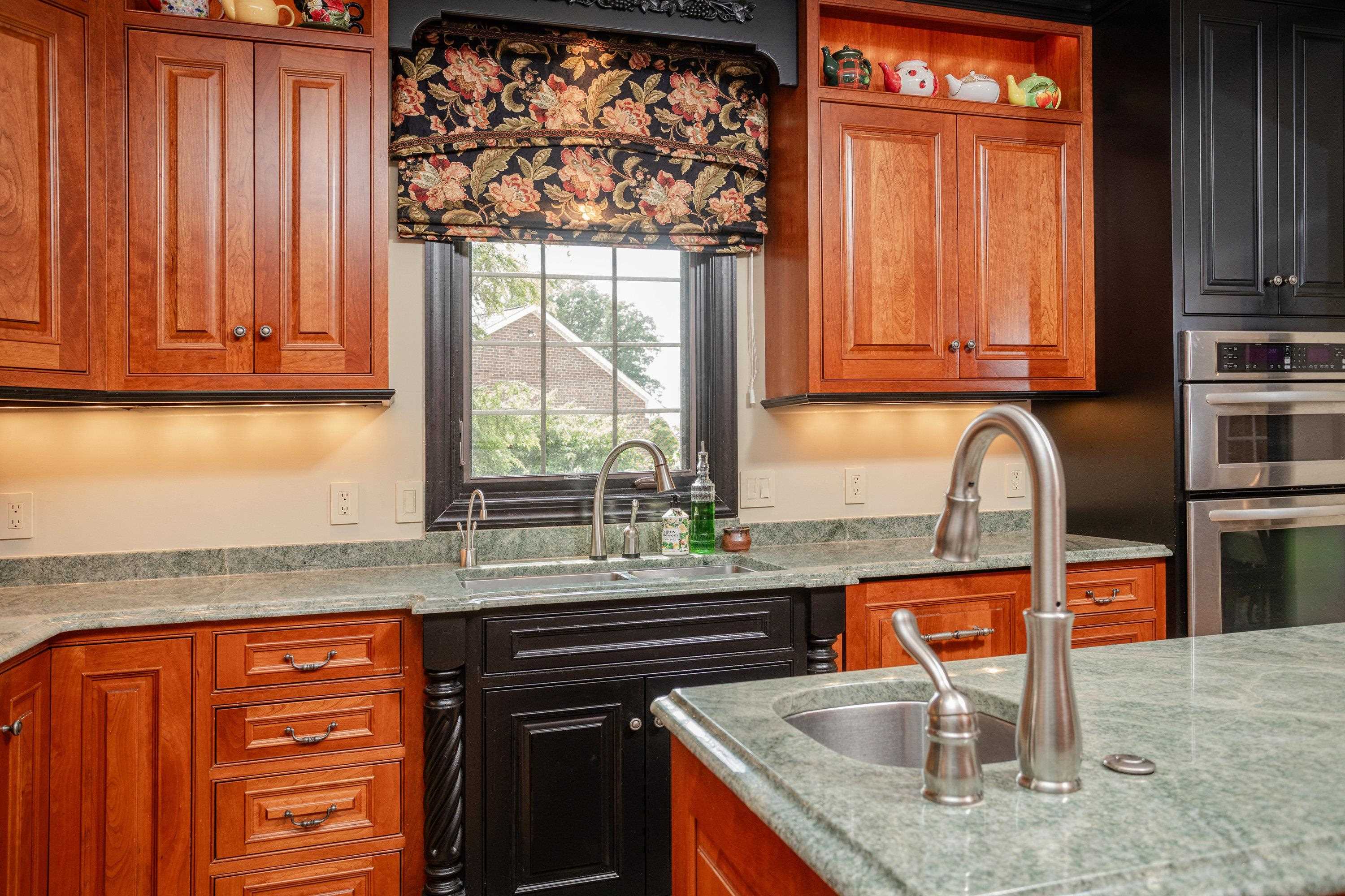 1470 CUMBERLAND DR, ROCKINGHAM, Virginia 22801, 5 Bedrooms Bedrooms, ,4 BathroomsBathrooms,Residential,1470 CUMBERLAND DR,665657 MLS # 665657