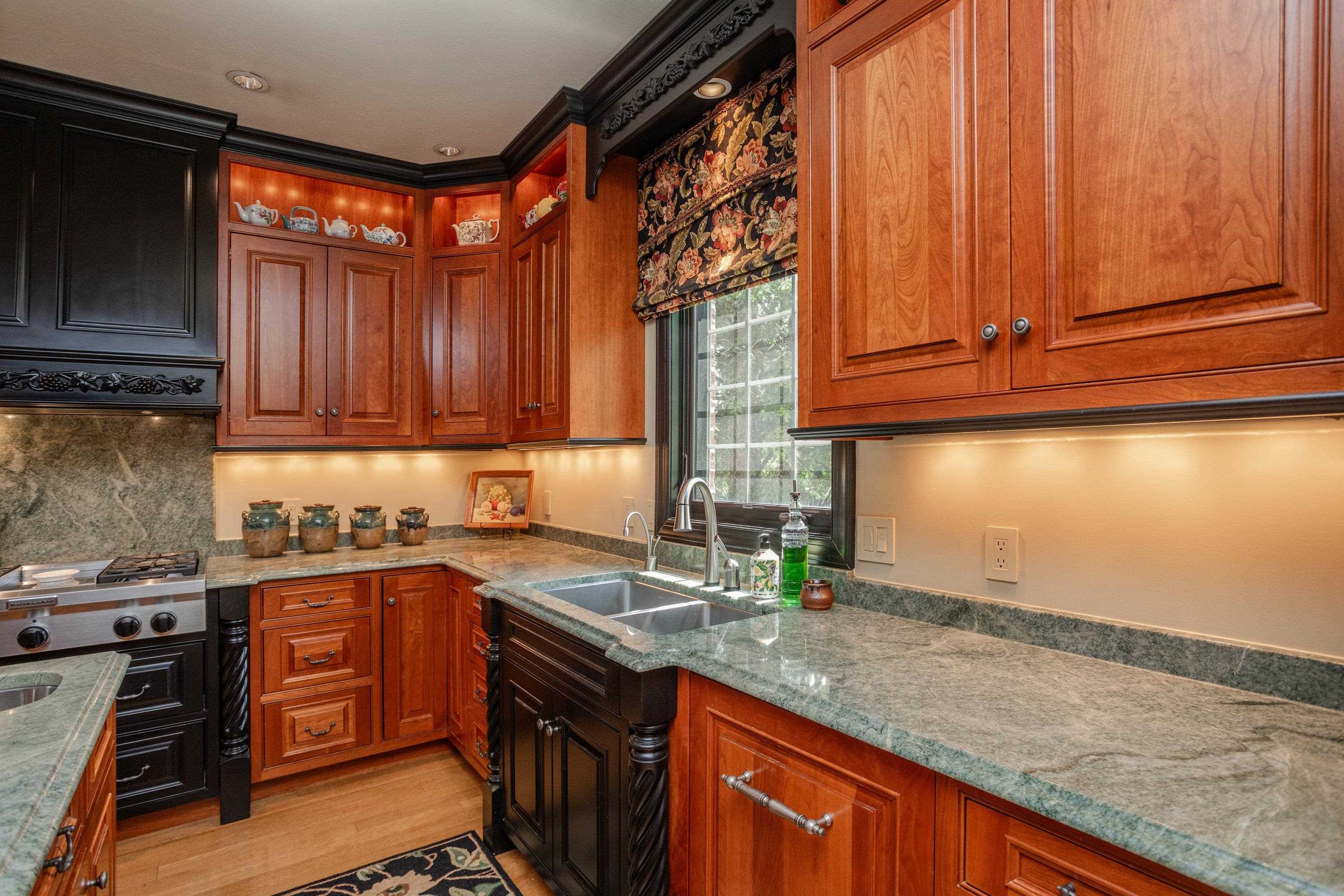 1470 CUMBERLAND DR, ROCKINGHAM, Virginia 22801, 5 Bedrooms Bedrooms, ,4 BathroomsBathrooms,Residential,1470 CUMBERLAND DR,665657 MLS # 665657