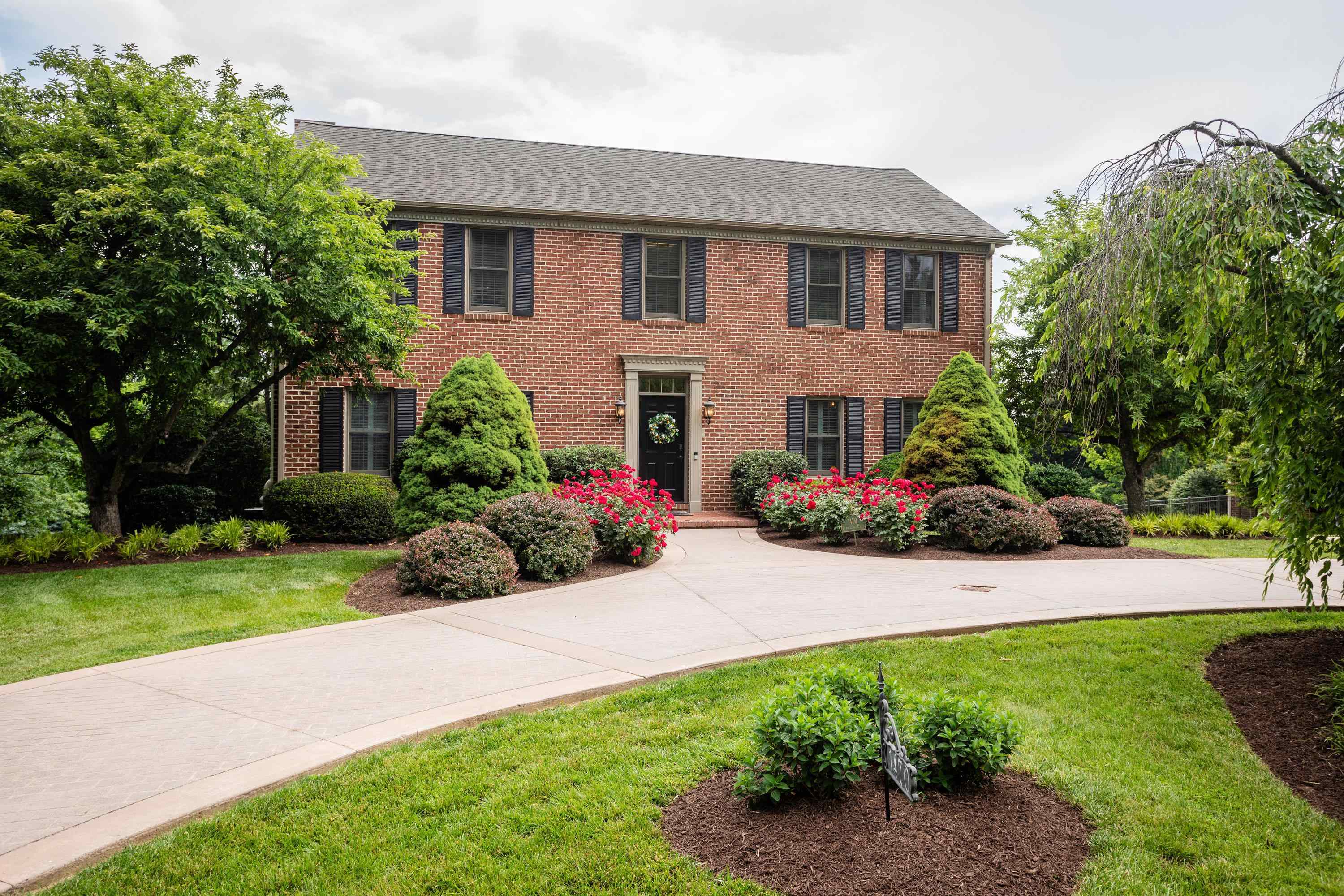 1470 CUMBERLAND DR, ROCKINGHAM, Virginia 22801, 5 Bedrooms Bedrooms, ,4 BathroomsBathrooms,Residential,1470 CUMBERLAND DR,665657 MLS # 665657