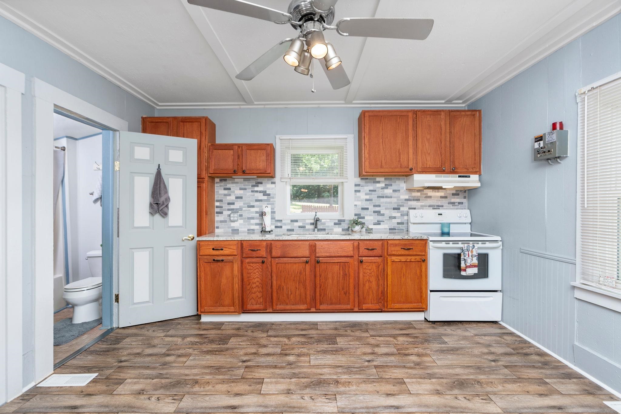 143 PKIN LN, RAPHINE, Virginia 24472, 1 Bedroom Bedrooms, ,1 BathroomBathrooms,Residential,143 PKIN LN,665659 MLS # 665659