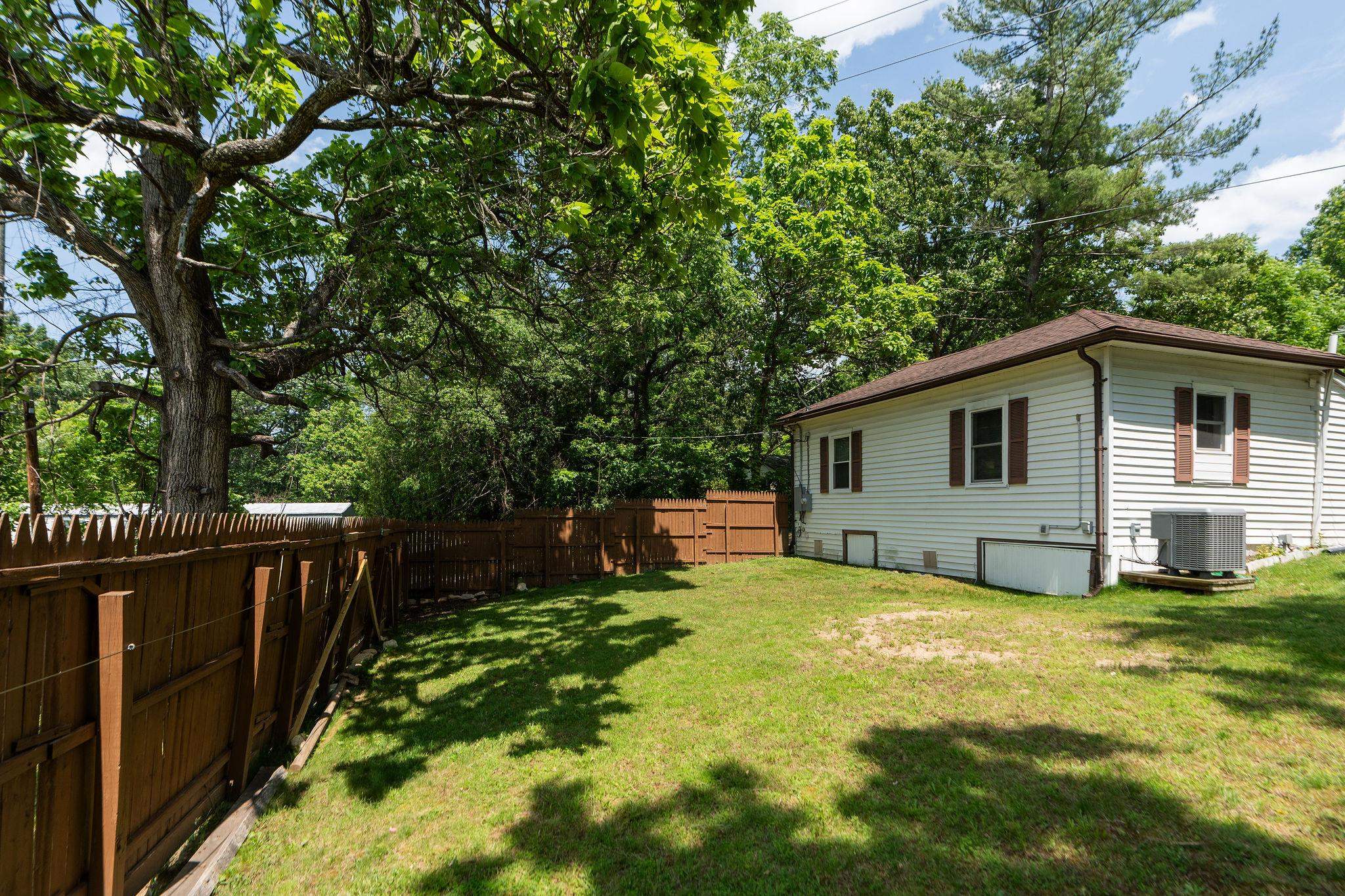 143 PKIN LN, RAPHINE, Virginia 24472, 1 Bedroom Bedrooms, ,1 BathroomBathrooms,Residential,143 PKIN LN,665659 MLS # 665659