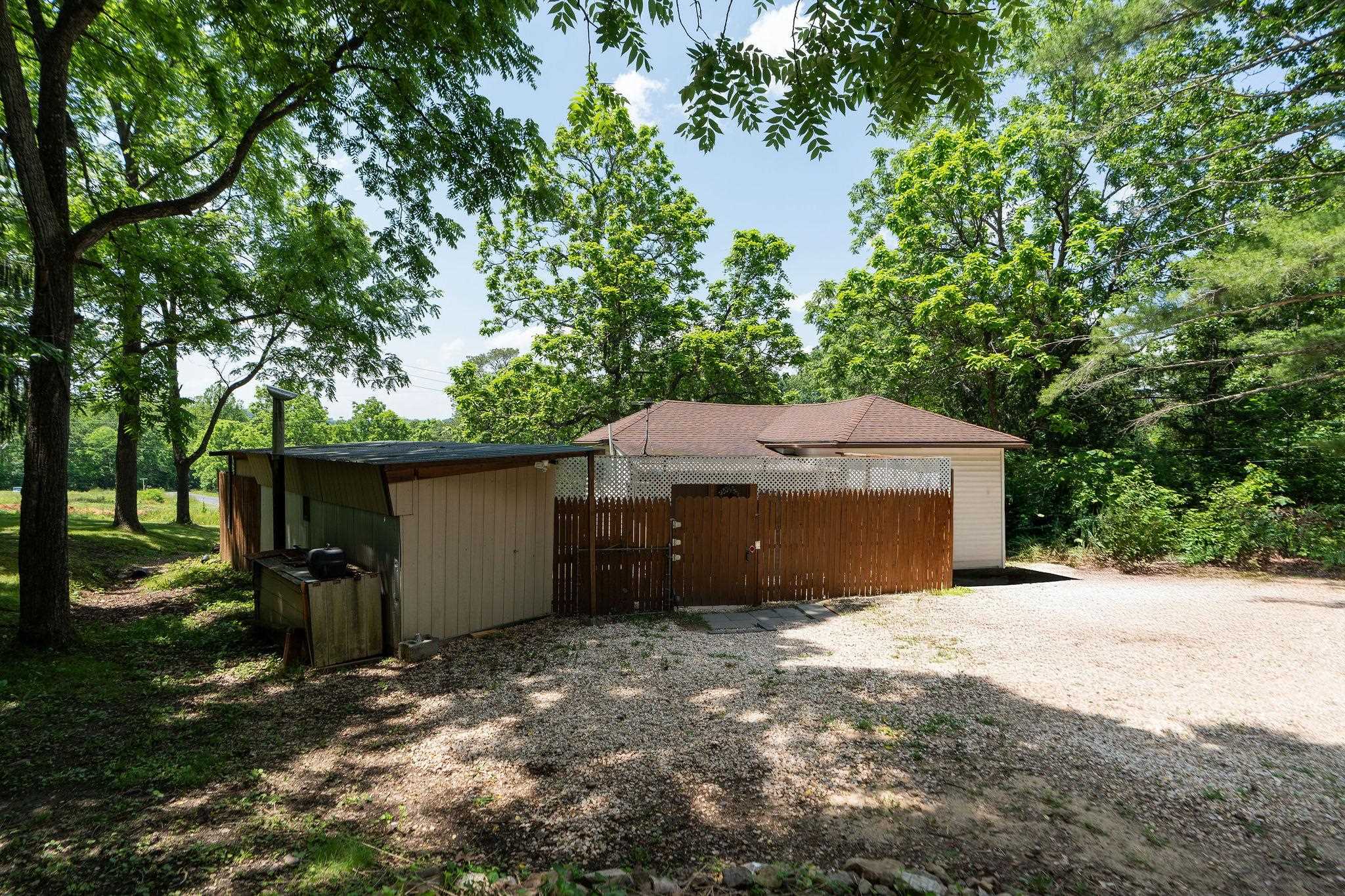 143 PKIN LN, RAPHINE, Virginia 24472, 1 Bedroom Bedrooms, ,1 BathroomBathrooms,Residential,143 PKIN LN,665659 MLS # 665659