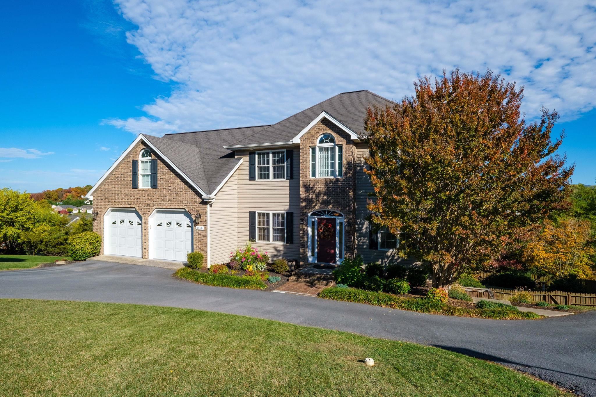 1868 PARK RD, HARRISONBURG, Virginia 22802, 6 Bedrooms Bedrooms, ,5 BathroomsBathrooms,Residential,1868 PARK RD,665661 MLS # 665661