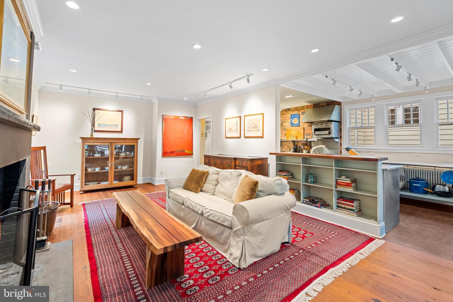 5725 SHERIER PLACE NW, WASHINGTON, District Of Columbia 20016, 3 Bedrooms Bedrooms, ,2 BathroomsBathrooms,Residential,For sale,5725 SHERIER PLACE NW,DCDC2191444 MLS # DCDC2191444