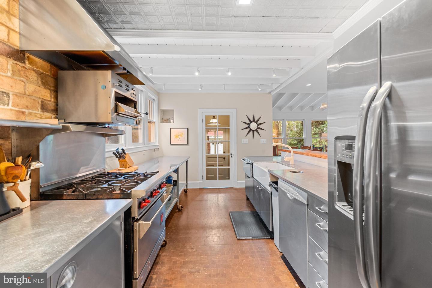 5725 SHERIER PLACE NW, WASHINGTON, District Of Columbia 20016, 3 Bedrooms Bedrooms, ,2 BathroomsBathrooms,Residential,For sale,5725 SHERIER PLACE NW,DCDC2191444 MLS # DCDC2191444