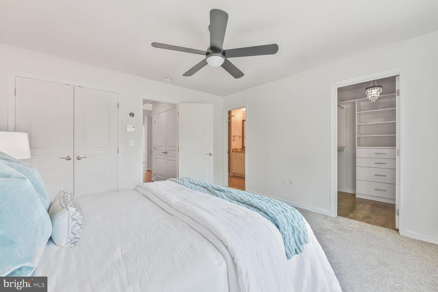 2541 S KENMORE CT, ARLINGTON, Virginia 22206, 3 Bedrooms Bedrooms, 8 Rooms Rooms,3 BathroomsBathrooms,Residential,For sale,2541 S KENMORE CT,VAAR2055714 MLS # VAAR2055714
