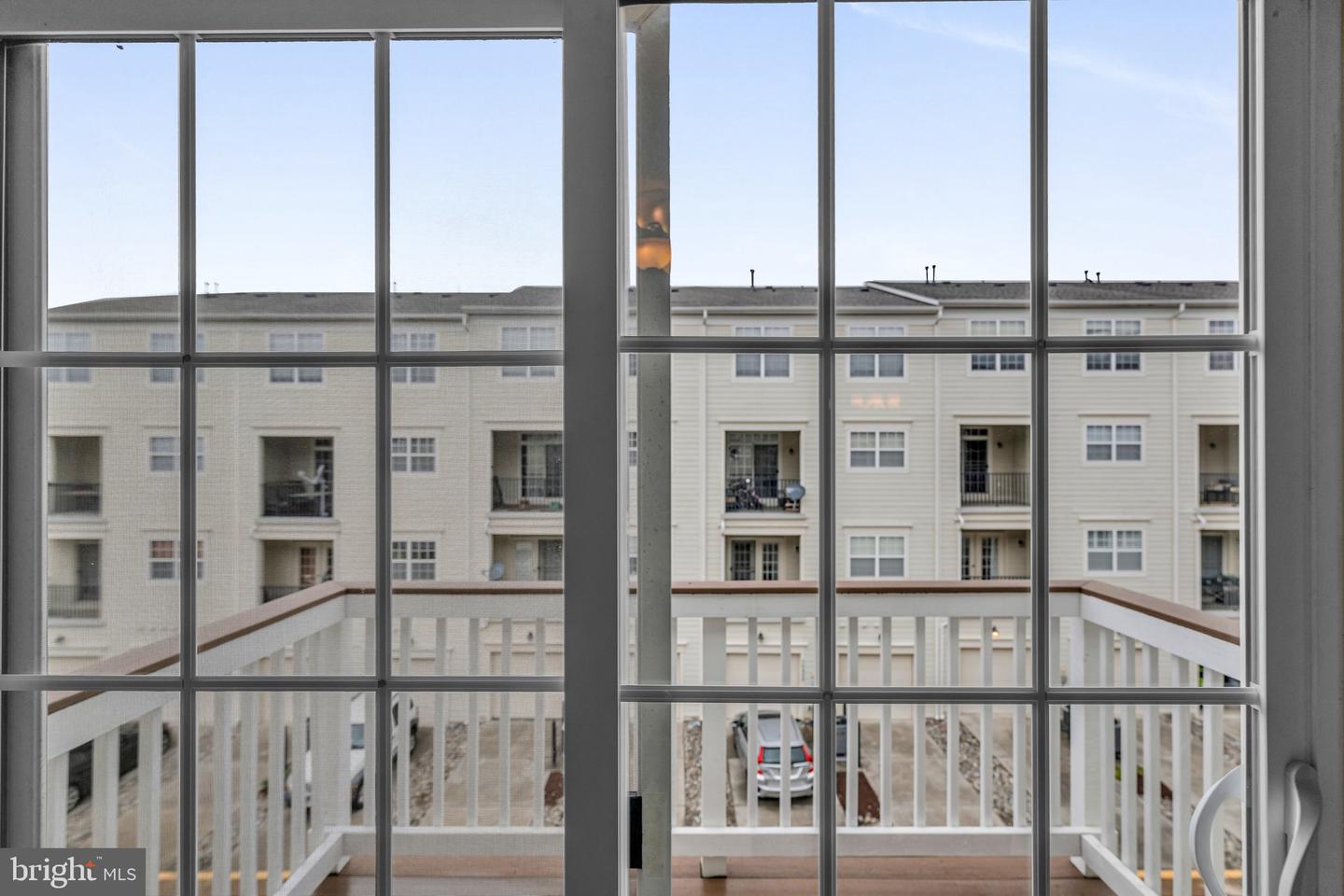 19430 NEWTON PASS SQ, LEESBURG, Virginia 20176, 2 Bedrooms Bedrooms, ,2 BathroomsBathrooms,Residential,For sale,19430 NEWTON PASS SQ,VALO2093720 MLS # VALO2093720