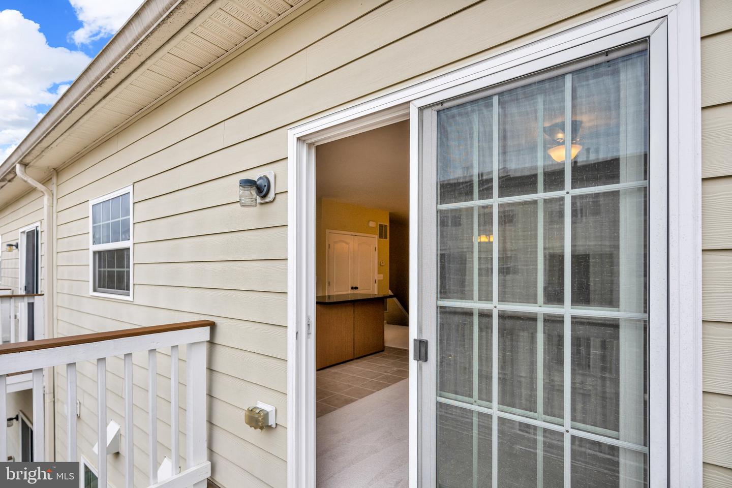 19430 NEWTON PASS SQ, LEESBURG, Virginia 20176, 2 Bedrooms Bedrooms, ,2 BathroomsBathrooms,Residential,For sale,19430 NEWTON PASS SQ,VALO2093720 MLS # VALO2093720