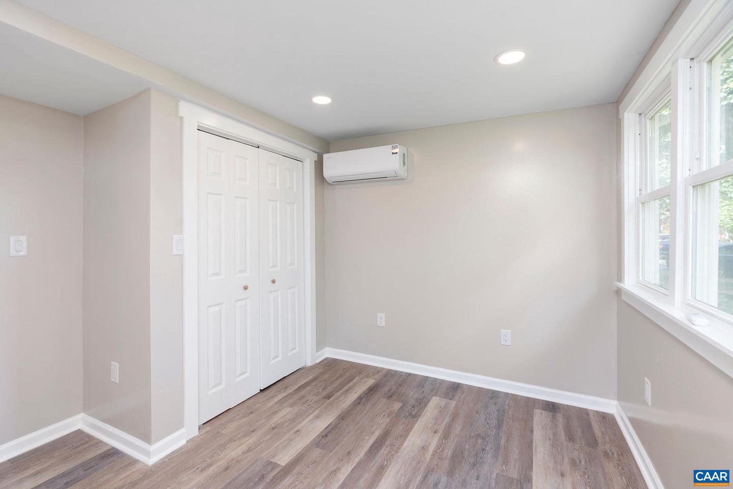 33 BAGBY ST, STAUNTON, Virginia 24401, 2 Bedrooms Bedrooms, ,2 BathroomsBathrooms,Residential,For sale,33 BAGBY ST,664272 MLS # 664272