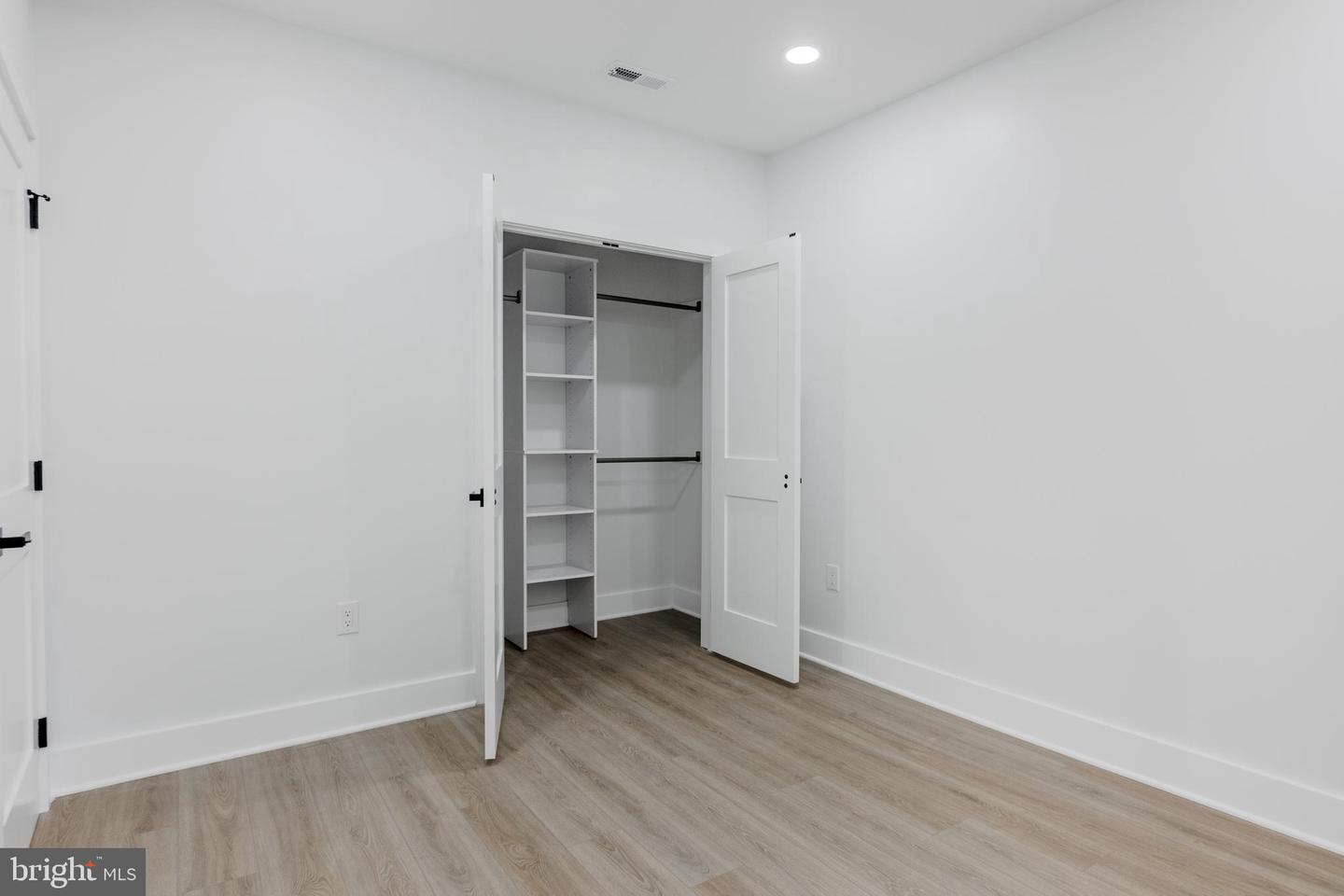 1801 OTIS ST NE #6, WASHINGTON, District Of Columbia 20018, 1 Bedroom Bedrooms, ,1 BathroomBathrooms,Residential,For sale,1801 OTIS ST NE #6,DCDC2199798 MLS # DCDC2199798
