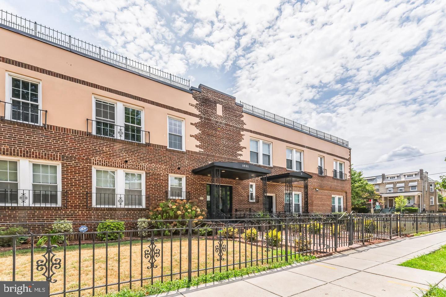 1801 OTIS ST NE #6, WASHINGTON, District Of Columbia 20018, 1 Bedroom Bedrooms, ,1 BathroomBathrooms,Residential,For sale,1801 OTIS ST NE #6,DCDC2199798 MLS # DCDC2199798