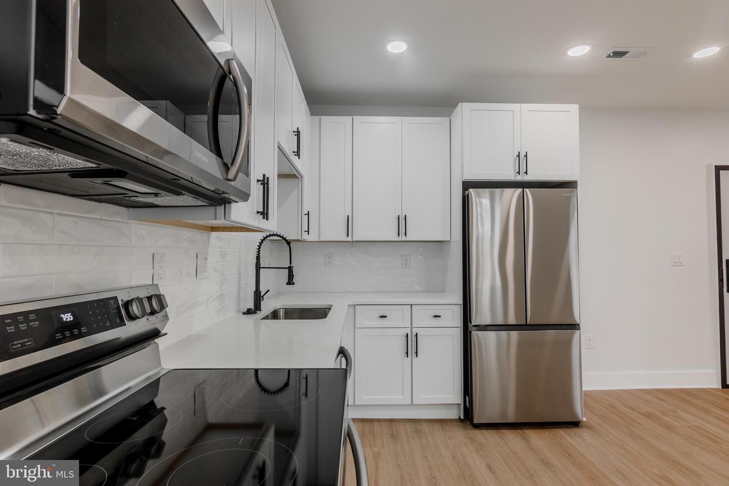 1801 OTIS ST NE #6, WASHINGTON, District Of Columbia 20018, 1 Bedroom Bedrooms, ,1 BathroomBathrooms,Residential,For sale,1801 OTIS ST NE #6,DCDC2199798 MLS # DCDC2199798