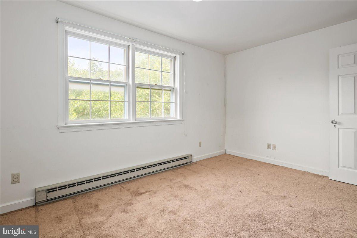 2320 N BUCHANAN ST, ARLINGTON, Virginia 22207, 5 Bedrooms Bedrooms, ,3 BathroomsBathrooms,Residential,For sale,2320 N BUCHANAN ST,VAAR2057922 MLS # VAAR2057922