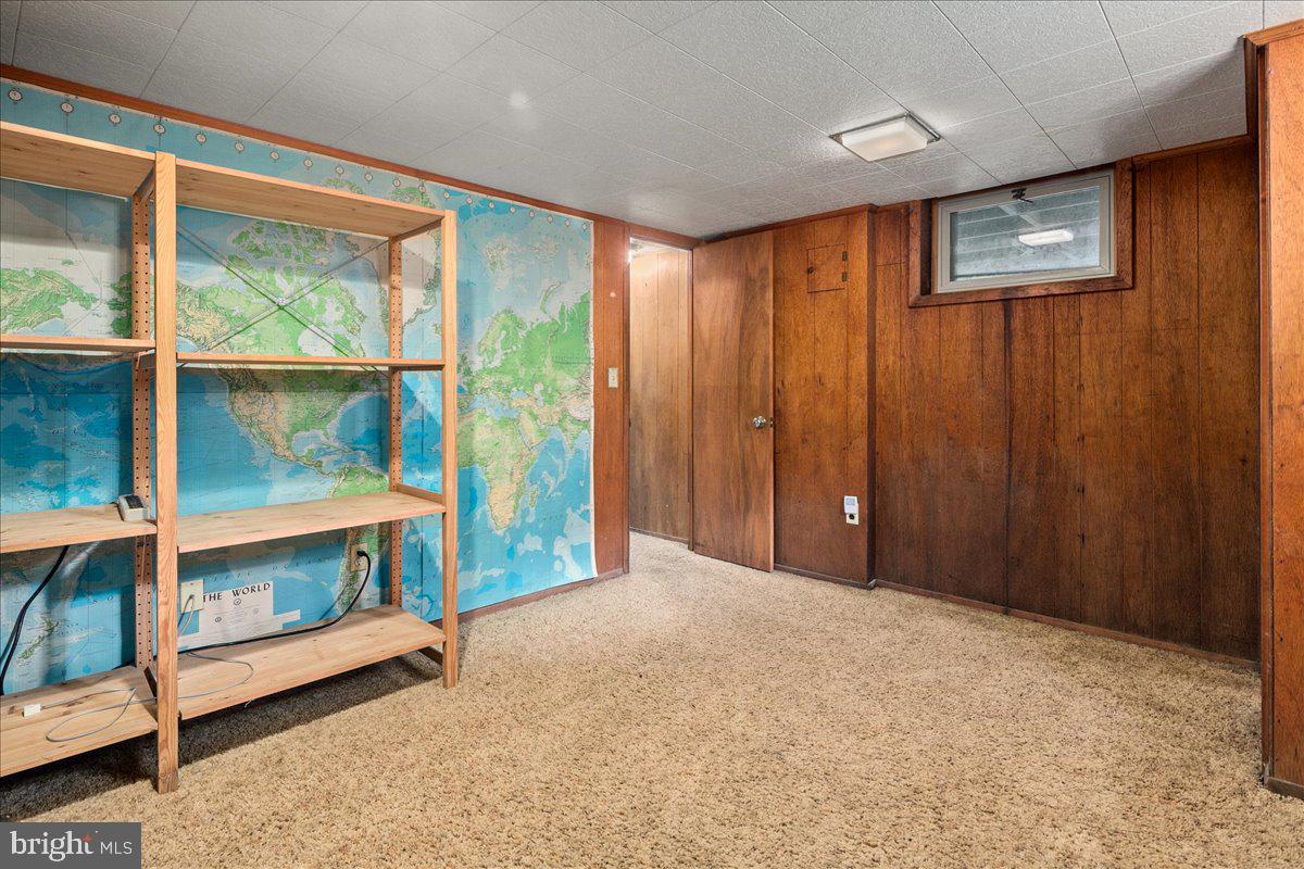 2320 N BUCHANAN ST, ARLINGTON, Virginia 22207, 5 Bedrooms Bedrooms, ,3 BathroomsBathrooms,Residential,For sale,2320 N BUCHANAN ST,VAAR2057922 MLS # VAAR2057922