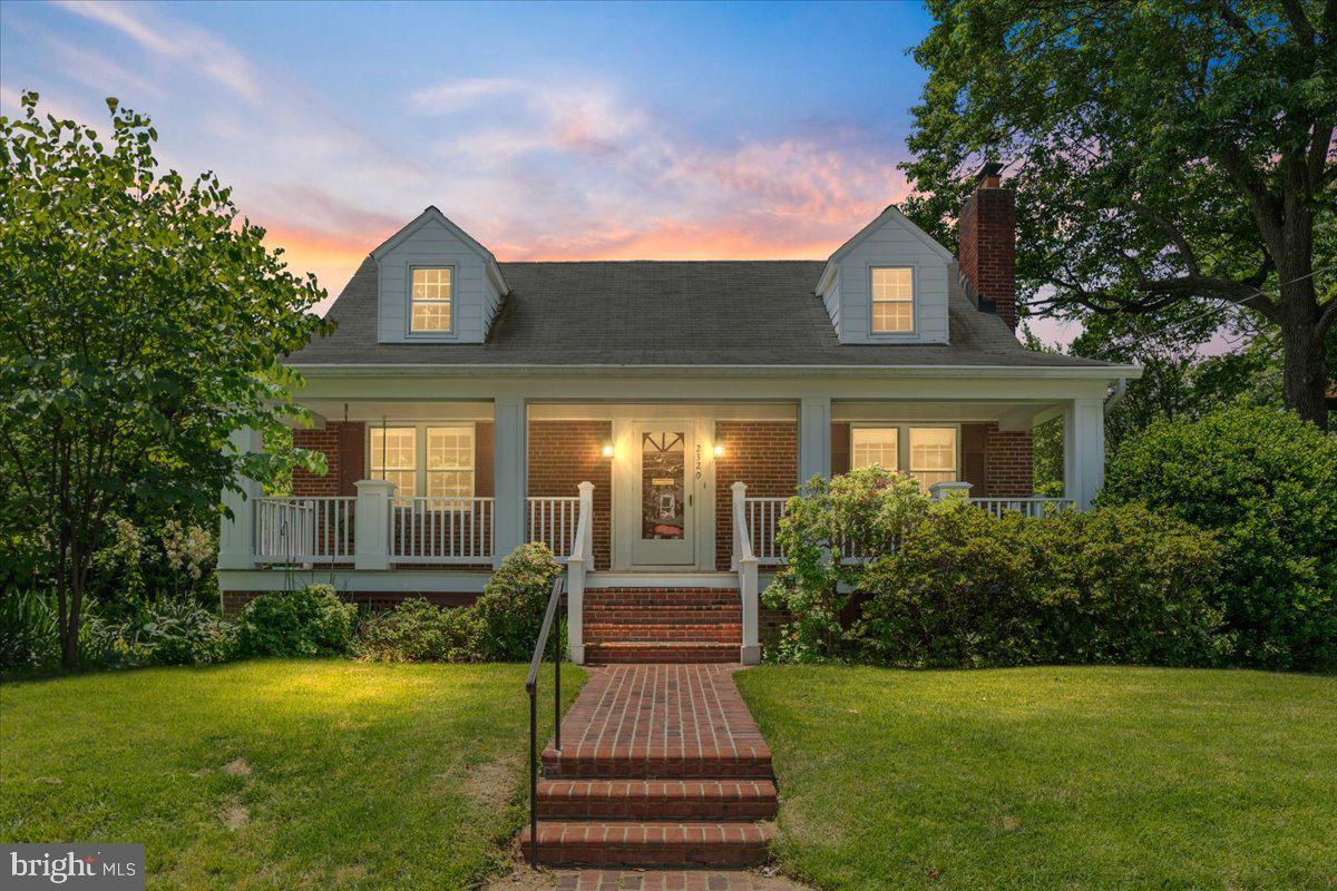 2320 N BUCHANAN ST, ARLINGTON, Virginia 22207, 5 Bedrooms Bedrooms, ,3 BathroomsBathrooms,Residential,For sale,2320 N BUCHANAN ST,VAAR2057922 MLS # VAAR2057922