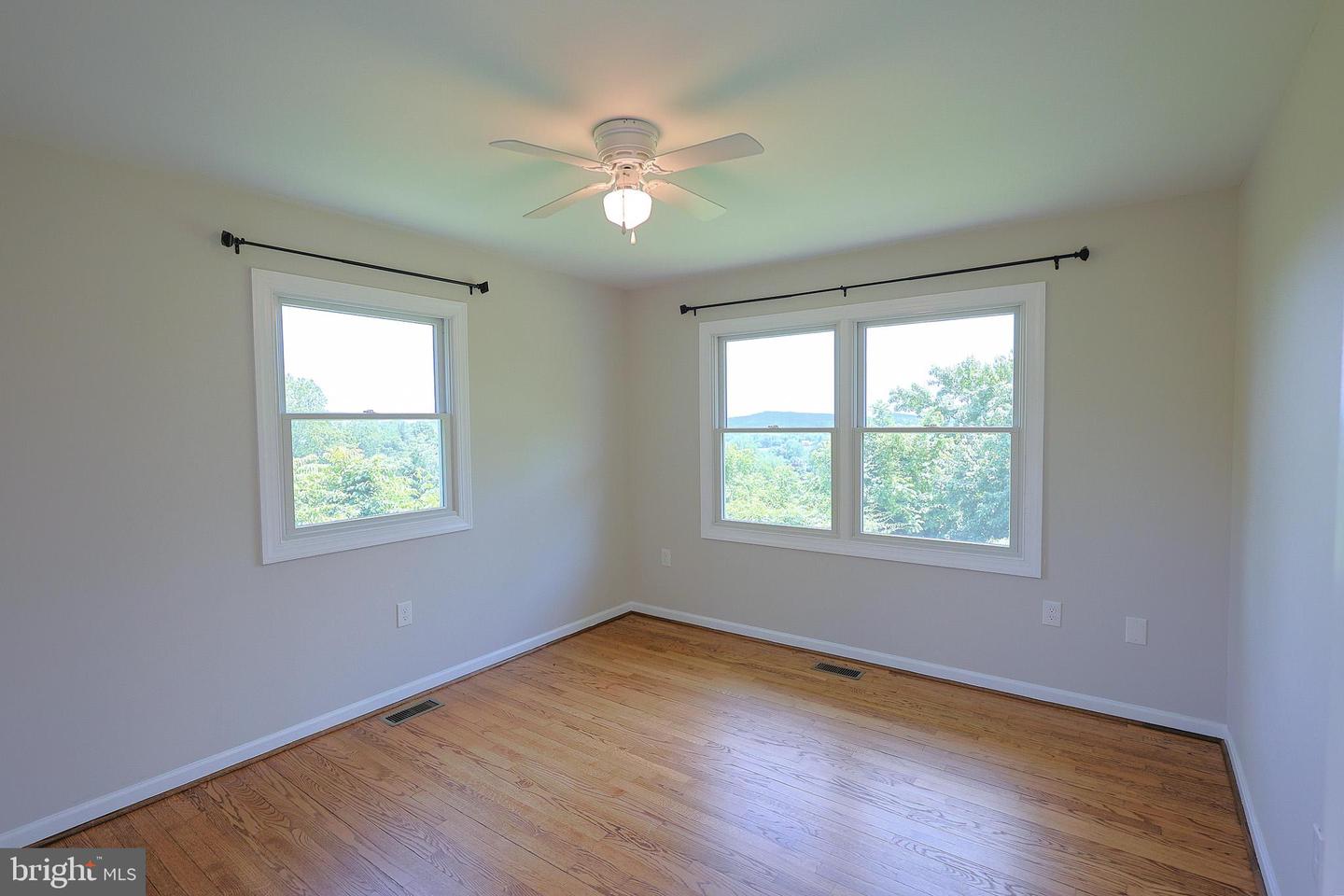 40 ANTIQUE LN, SPERRYVILLE, Virginia 22740, 3 Bedrooms Bedrooms, ,2 BathroomsBathrooms,Residential,For sale,40 ANTIQUE LN,VARP2002100 MLS # VARP2002100